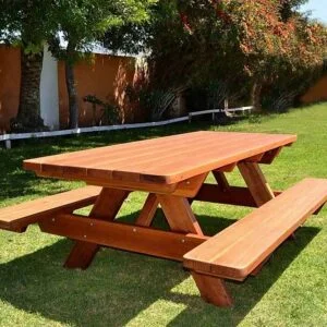 Садовый стол с лавками