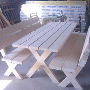 Стол со скамьями